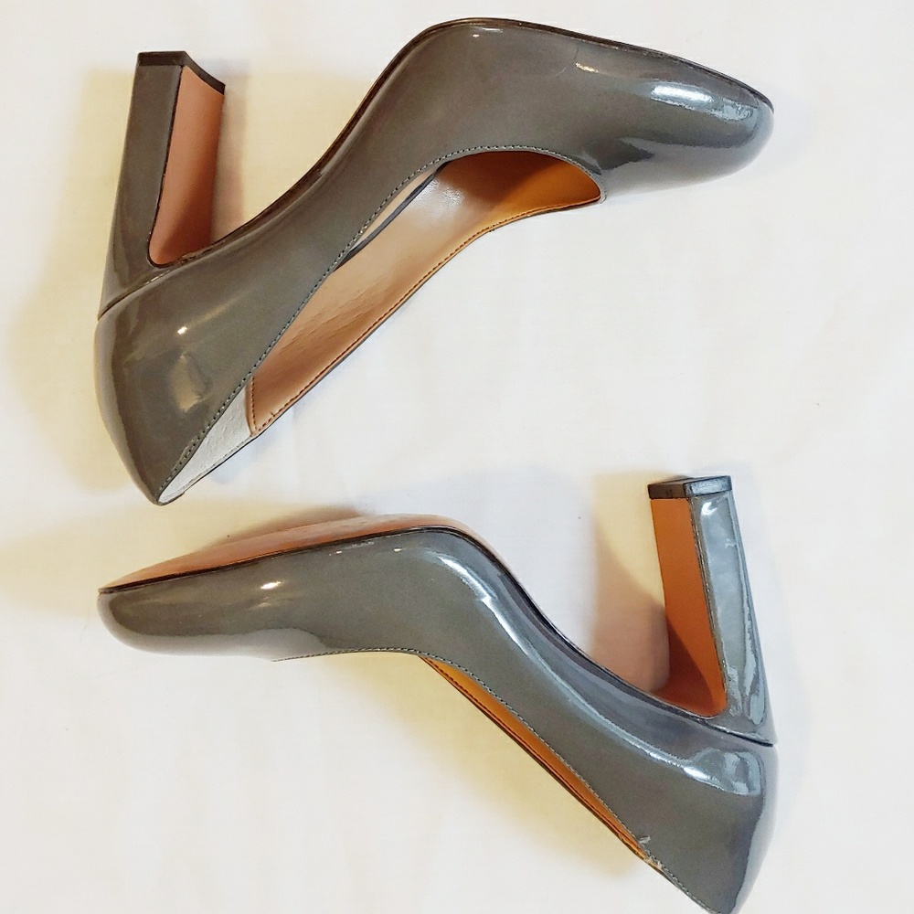 Banana Republic Eggshell Blue Pumps Size 6